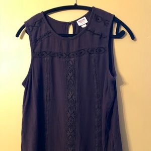 Eggplant, lace detail, casual tank. Large